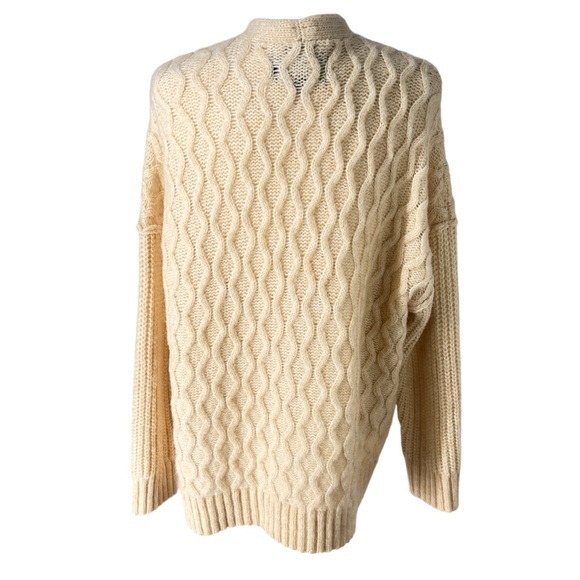 American Eagle Oversized Cable Knit Wool Blend Sweater Beige Cardigan Womens New - Picture 3 of 6
